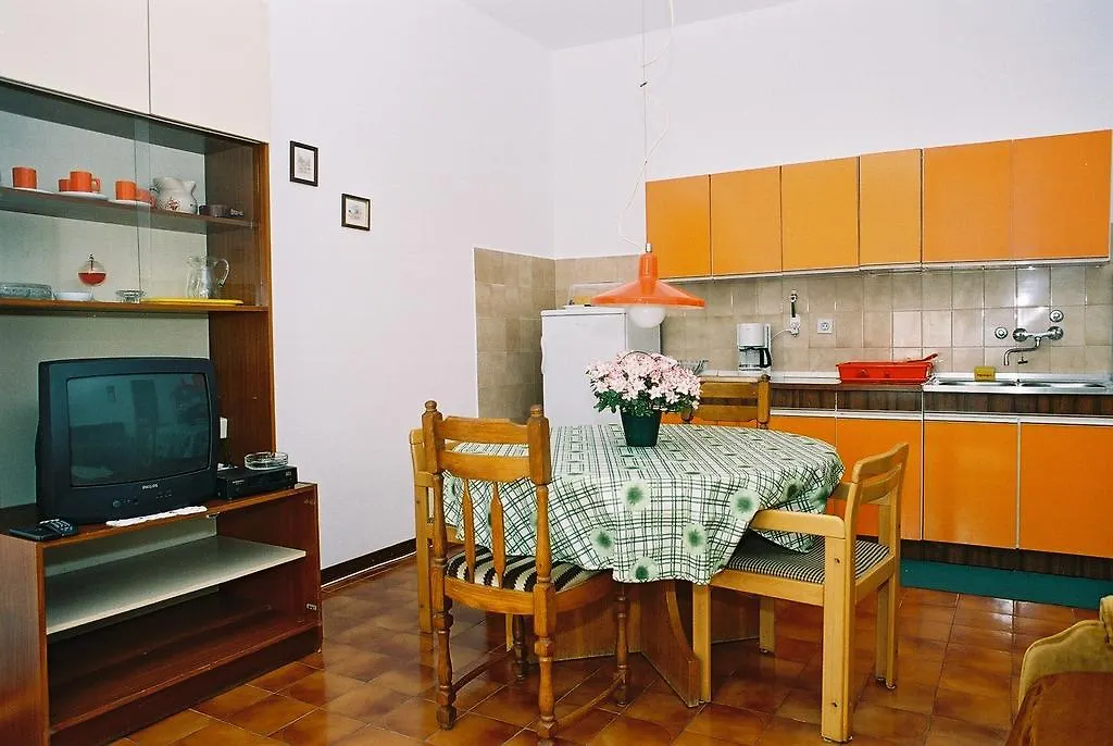 Ferienwohnung House Monika Poreč